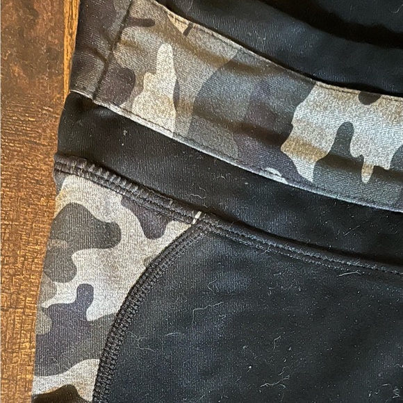Three (3) piece Fabletics camo outfit! - Picture 6 of 10
